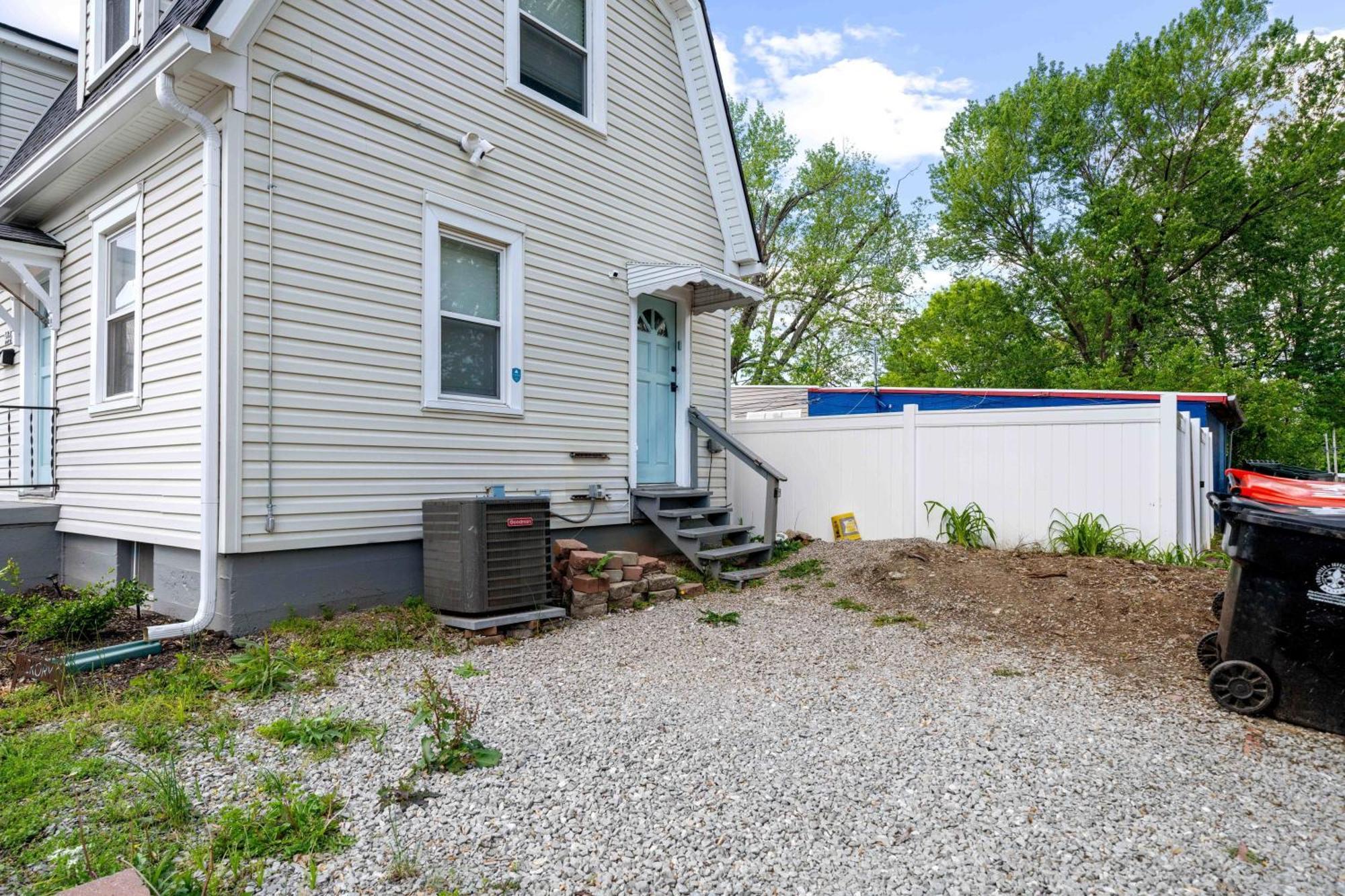 Charming Near Churchill Ds And Expo Center * Louisville